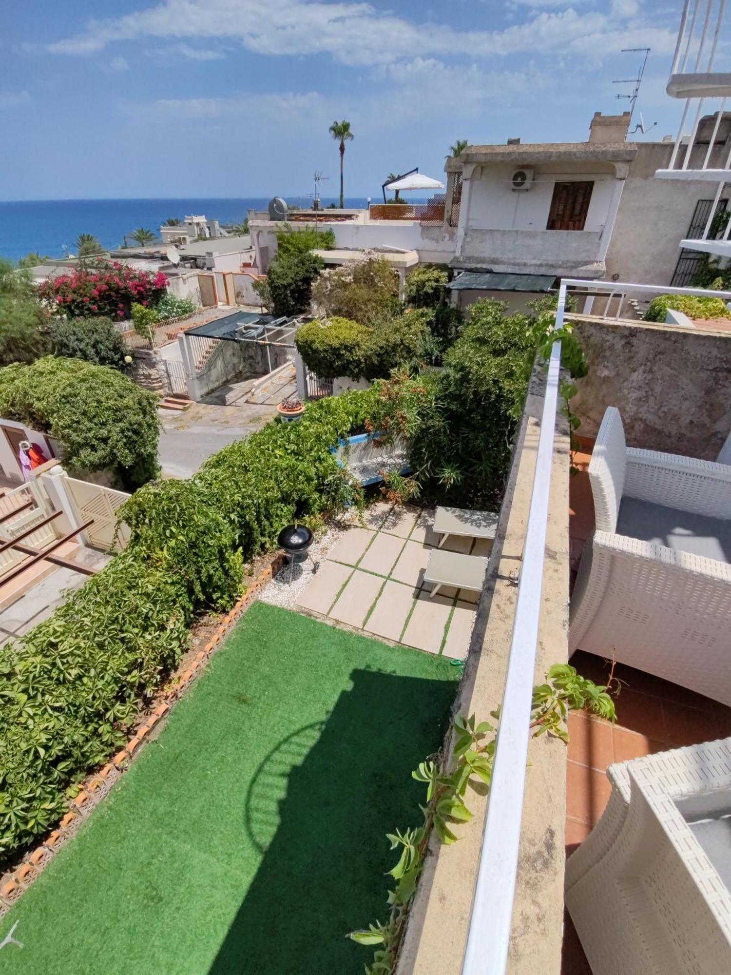 Amy Villa Agnone Bagni Exterior foto